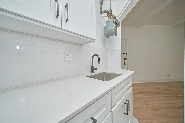 Rented by Living New York | media 9