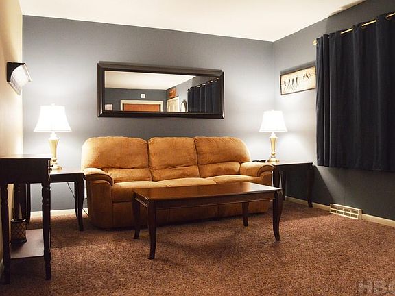 4th image of 307 Edinborough Dr