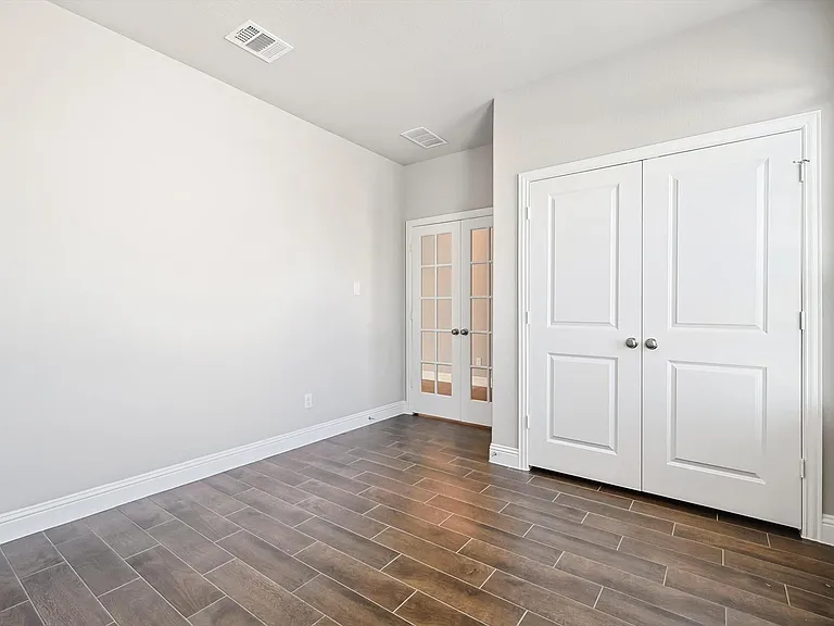 405 Portina Dr — Photo 20