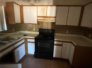 1316 NW 7th Ct, Miami, FL 33136