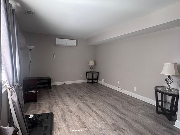 3rd image of 764 Katan Ave Floor 1