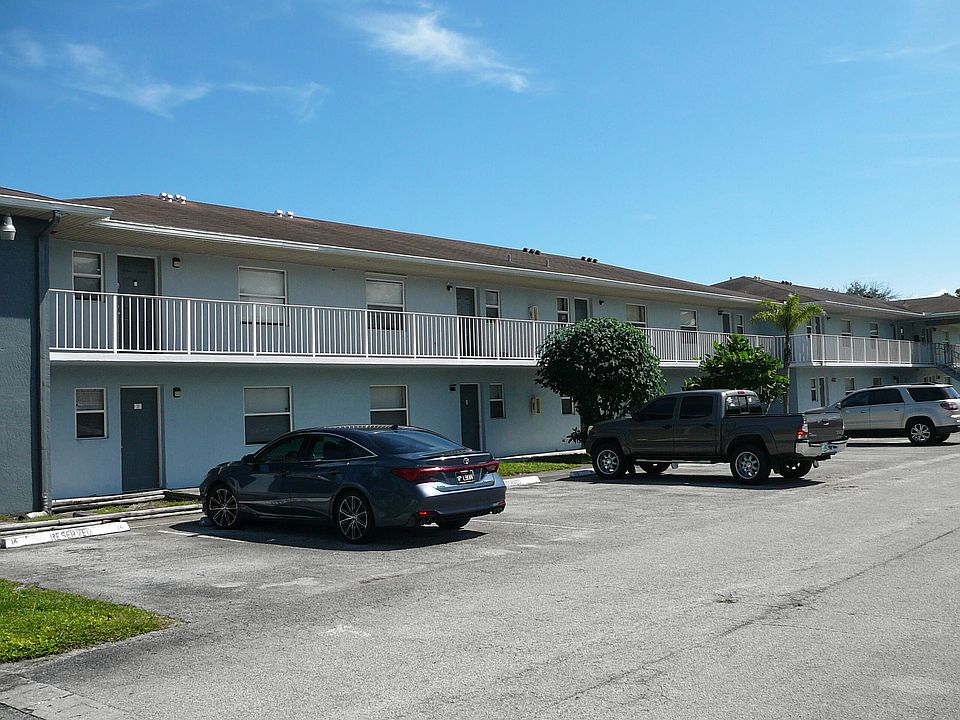 1st image of 617 Ixoria Avenue