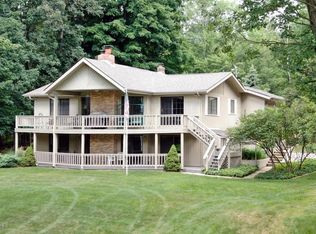 9301 W Circle Dr, Stanwood, MI 49346