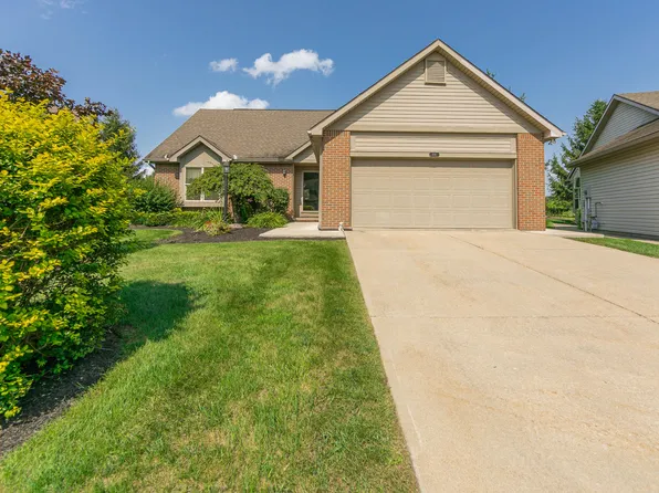 459 Woodside Pl, Bellefontaine, OH 43311