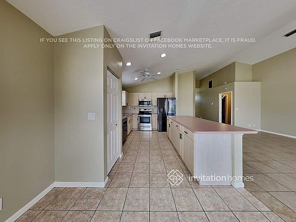 5th image of 100 Derby Ln