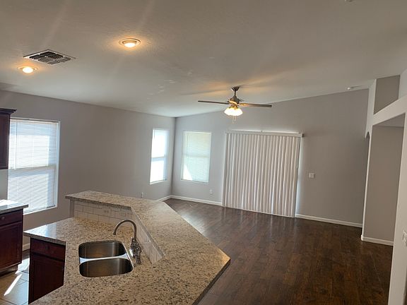 5th image of 21139 E Aspen Valley Dr