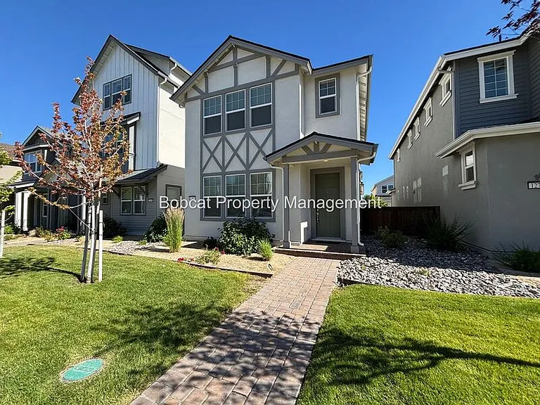 1287 Grove St — Photo 45