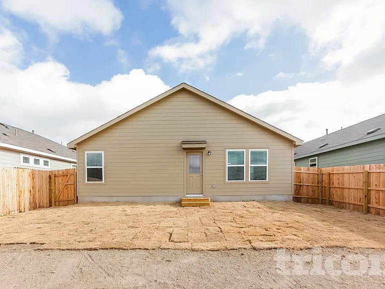 9736 Marbach Brk — Photo 12