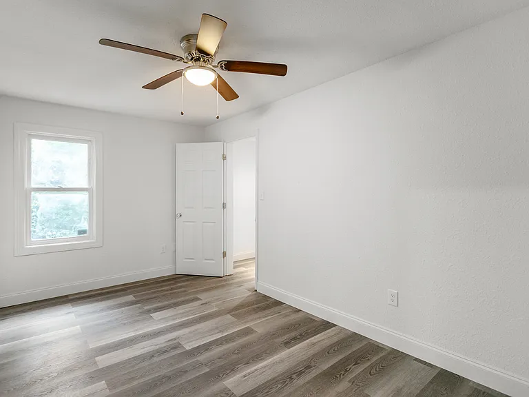 4th bedroom/office space
