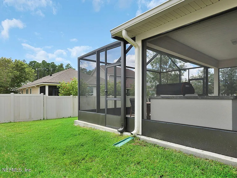 51 Foxcross Ave — Photo 34