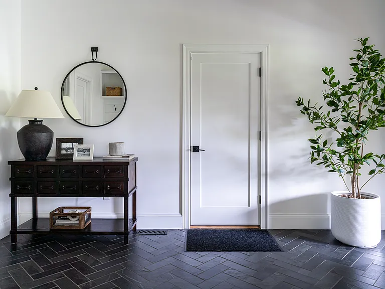 207 Cornelius Dr — Photo 12