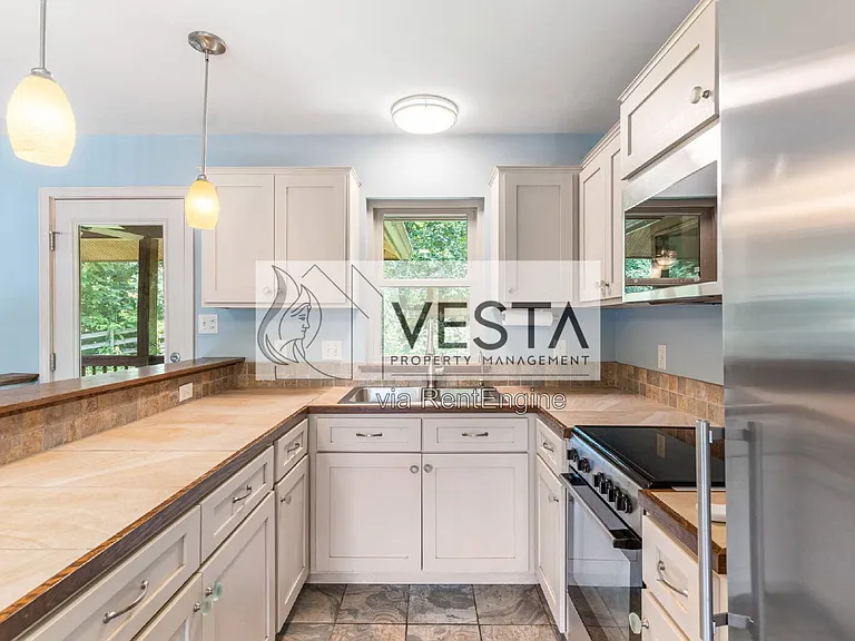 10 Wellspring Ln — Photo 10