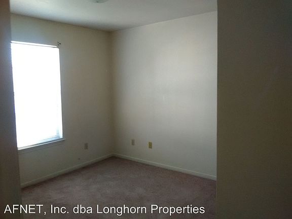 4th image of 504 Esther Cir #504-C