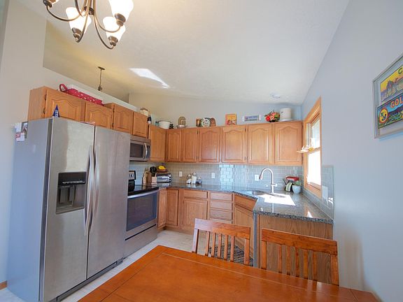 2nd image of 5300 Derby Dr