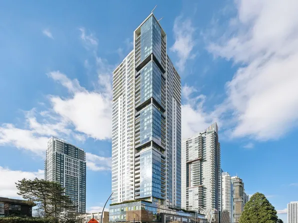 6461 Telford Ave #809, Burnaby, BC V5H 0B7