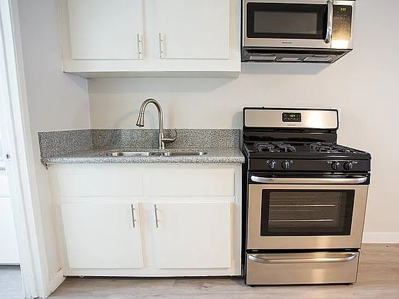 4th image of 9013 Orion Ave #S23