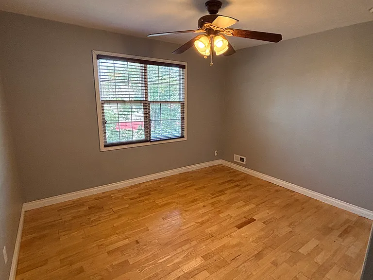 Upstairs Bedroom 1