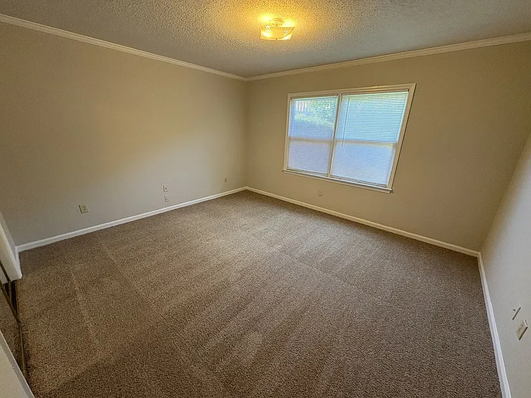 2505 W Broad St #611 — Photo 10