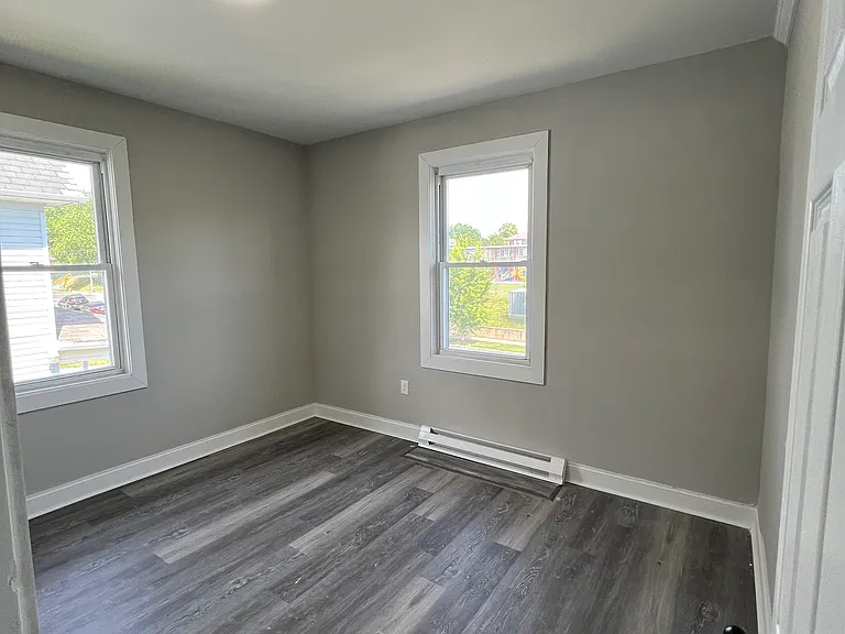 3307 Bateman Ave #2 — Photo 2