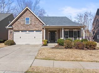 209 Waters Run Ln, Simpsonville, SC 29681