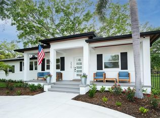 3520 Poplar St NE, Saint Petersburg, FL 33704
