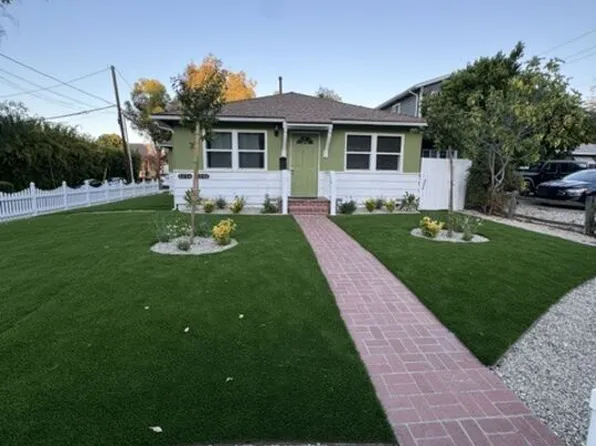 5252 Canoga Ave, Woodland Hills, CA 91364