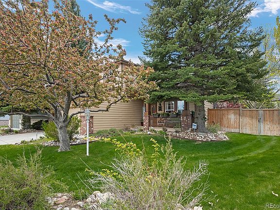 2nd image of 15904 Stonebriar Drive