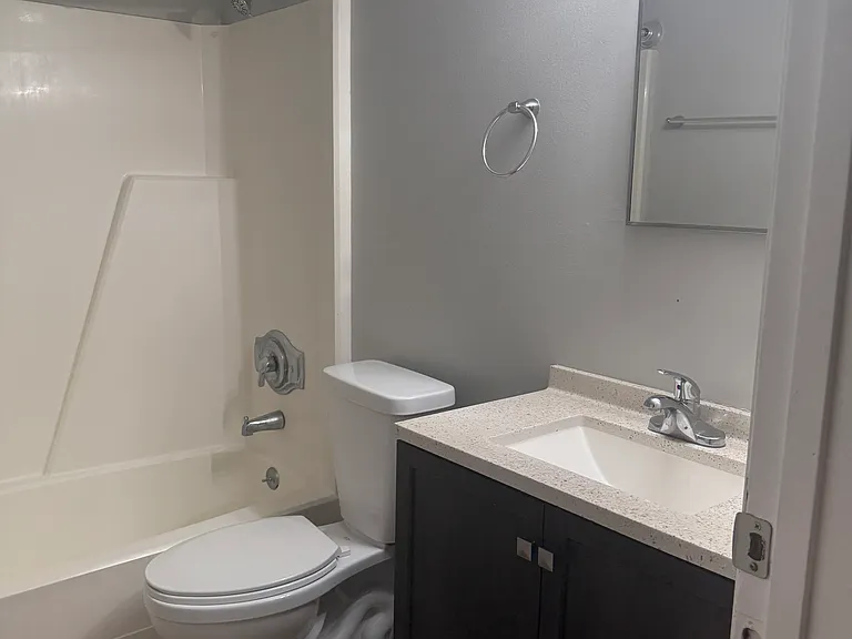 Village at Wilma Court — Photo 13