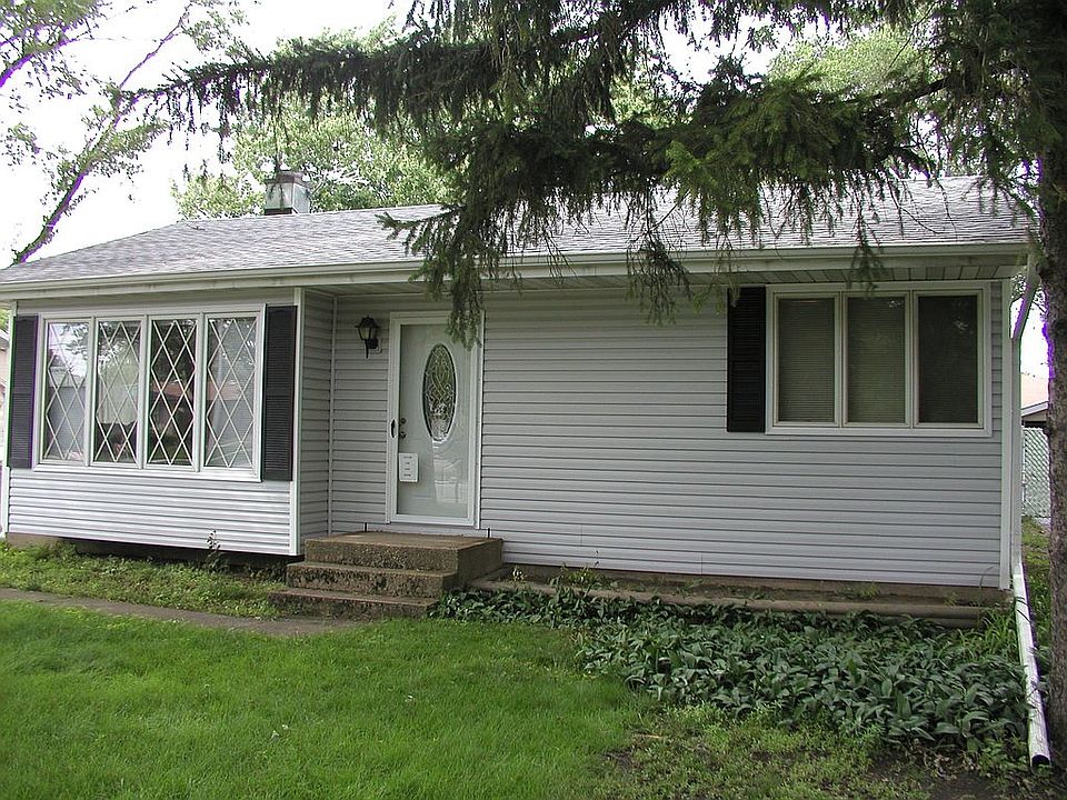 1st image of 6140 W 93rd St