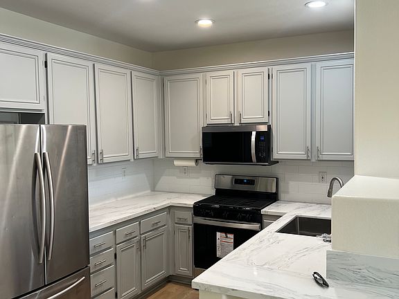 4th image of 9228 Piatto Ln