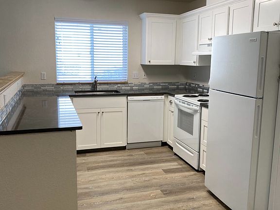 2nd image of 15033 SE East Ave #9691304