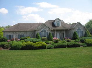 1006 Glenwood Ln, Lebanon, PA 17042