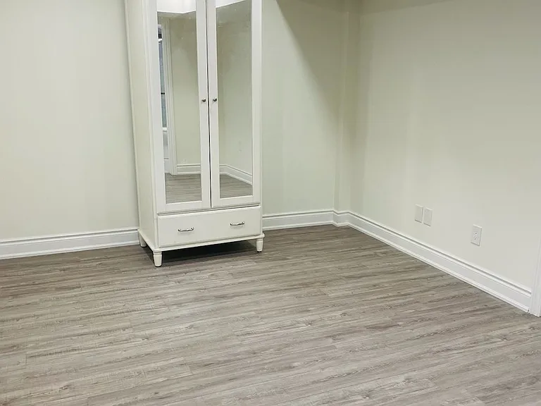 98 Nuffield St #BASEMENT — Photo 8