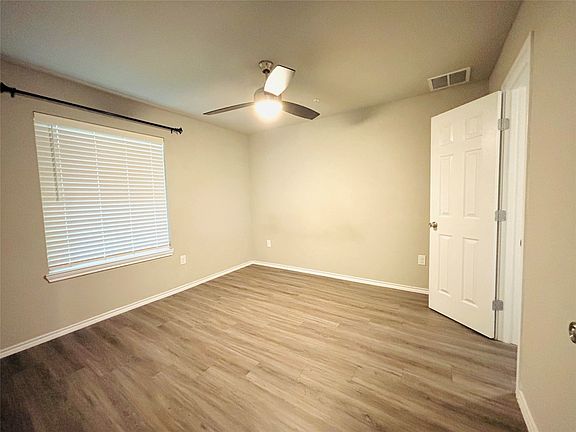 4th image of 6108 Abrams Rd APT 202