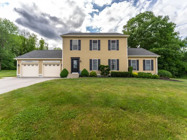 542 Quinns Extension, Killingly, CT 06241