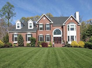 45 Totten Dr, Bridgewater, NJ 08807