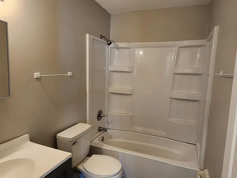 3700 Martin Luther King Jr Pkwy — Photo 8