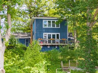 238 Lawrence Dr, Grand junction, MI 49056