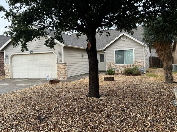1613 Kimrey Ln