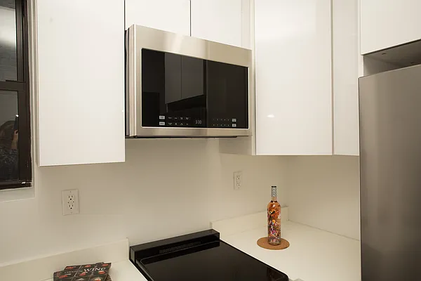 Rented by Blip LLC | media 27