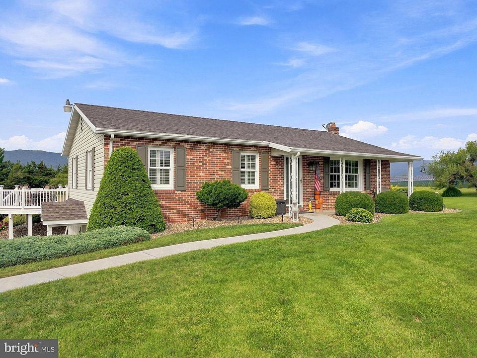 1st image of 5721 Oakwood Dr