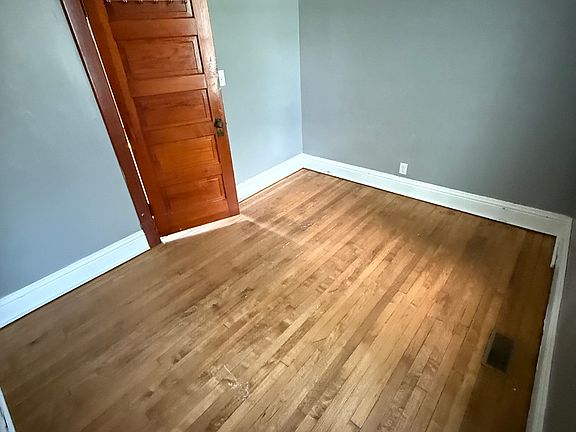 Bedroom #1