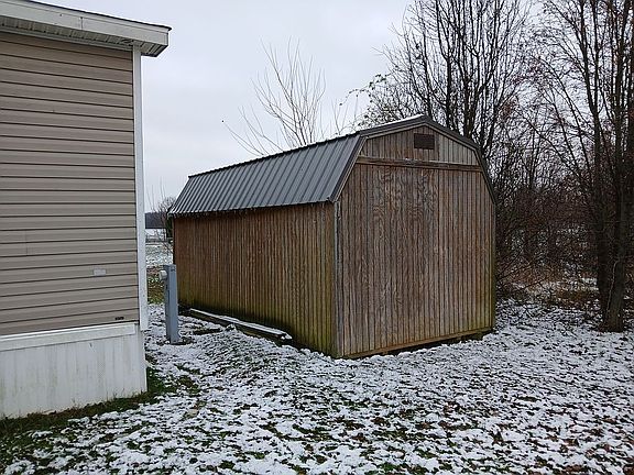 3rd image of 6301 Birkdale Dr