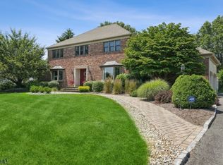 195 Woods End, Basking Ridge, NJ 07920