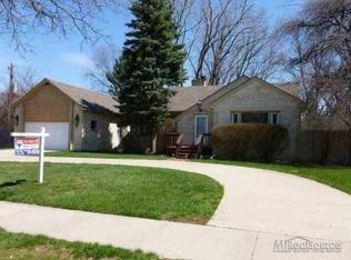 29984 Evergreen Rd, Southfield, MI 48076