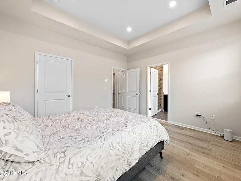 15 Laird Way — Photo 34