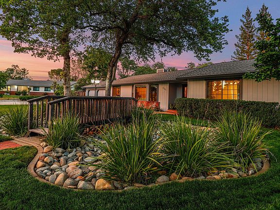 2nd image of 7501 Fiesta Way