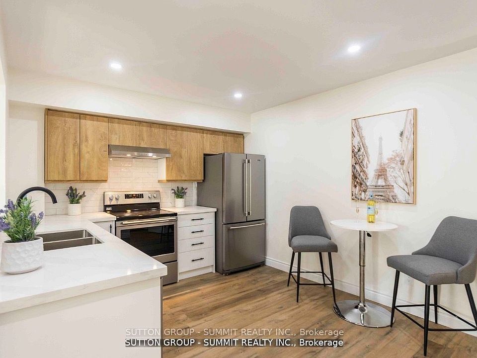1st image of 12 Douro St #421
