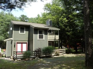 40 Beechwood Rd, Lake Harmony, PA 18624