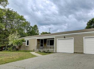 188 New Meadow Rd, Barrington, RI 02806